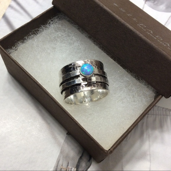 Silpada Spinner Opal Ring - Picture 5 of 8